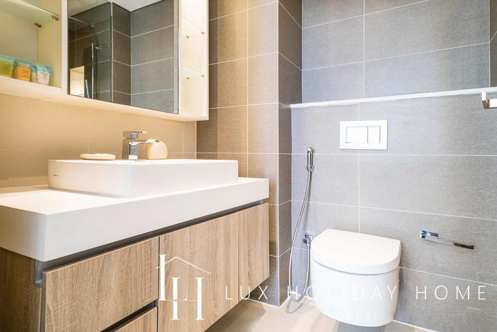 Lux Contemporary Suite With Full Marina View 6 Dubai Esterno foto