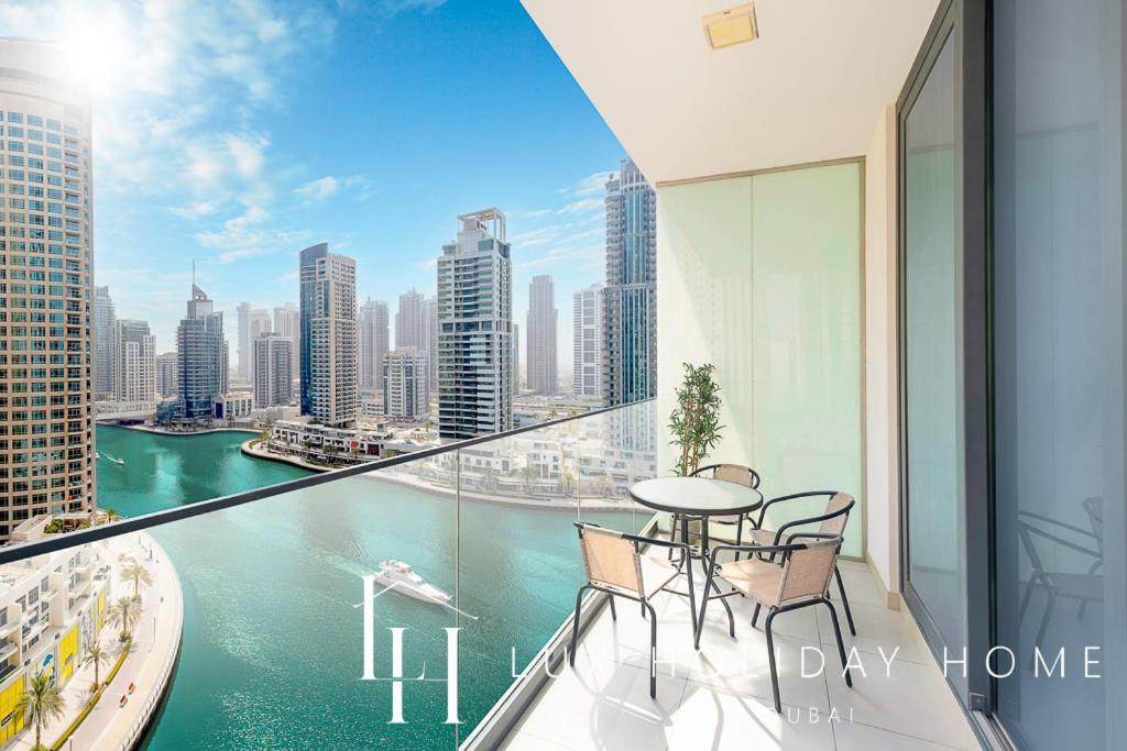 Lux Contemporary Suite With Full Marina View 6 Dubai Esterno foto